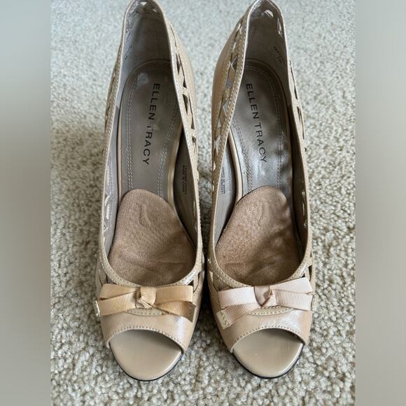 Ellen Tracy Madison Peep-toe heels Sandals Beige/Tan Size 7 - Picture 2 of 12